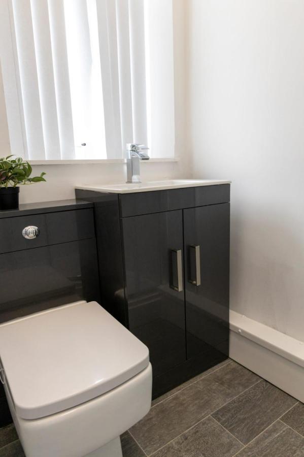 2B Spv Double En-Suite Room Wakefield Exteriér fotografie